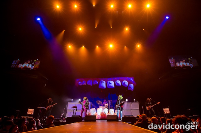 Grouplove
